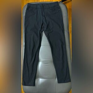 ABC Slim-Fit 5 Pocket Pant 34"L Warpstreme Black Size 31” Length 34”